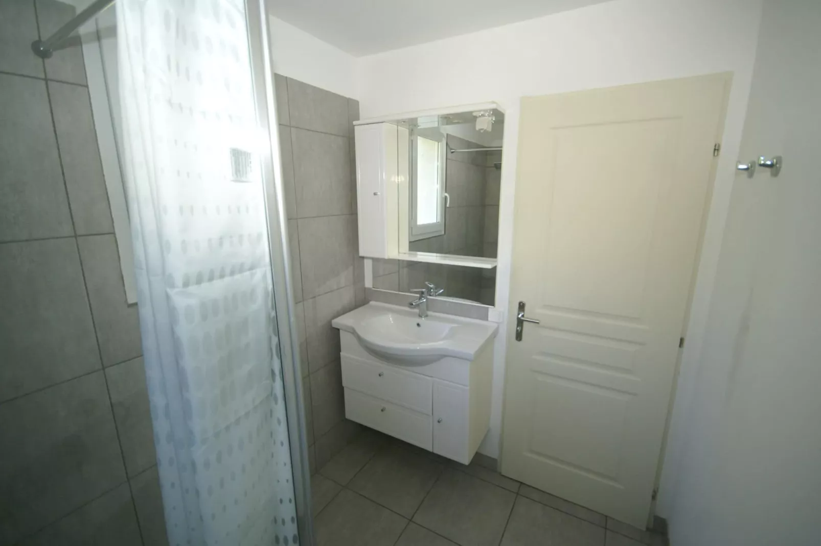 Lagon-Bathroom