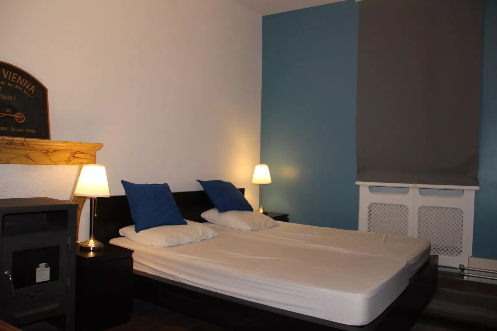 Le Commandant-Bedroom