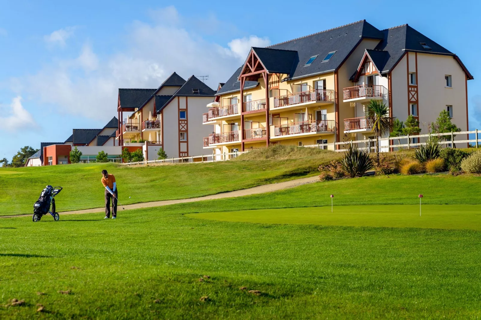 Résidence Cap Green 3-Park facilities