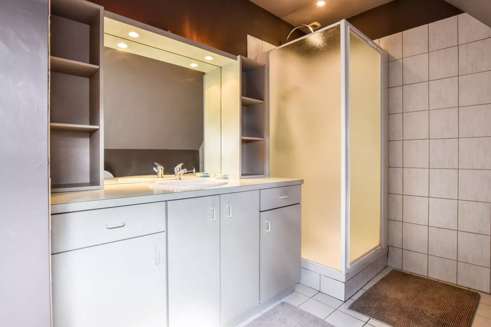 Plurien-Bathroom