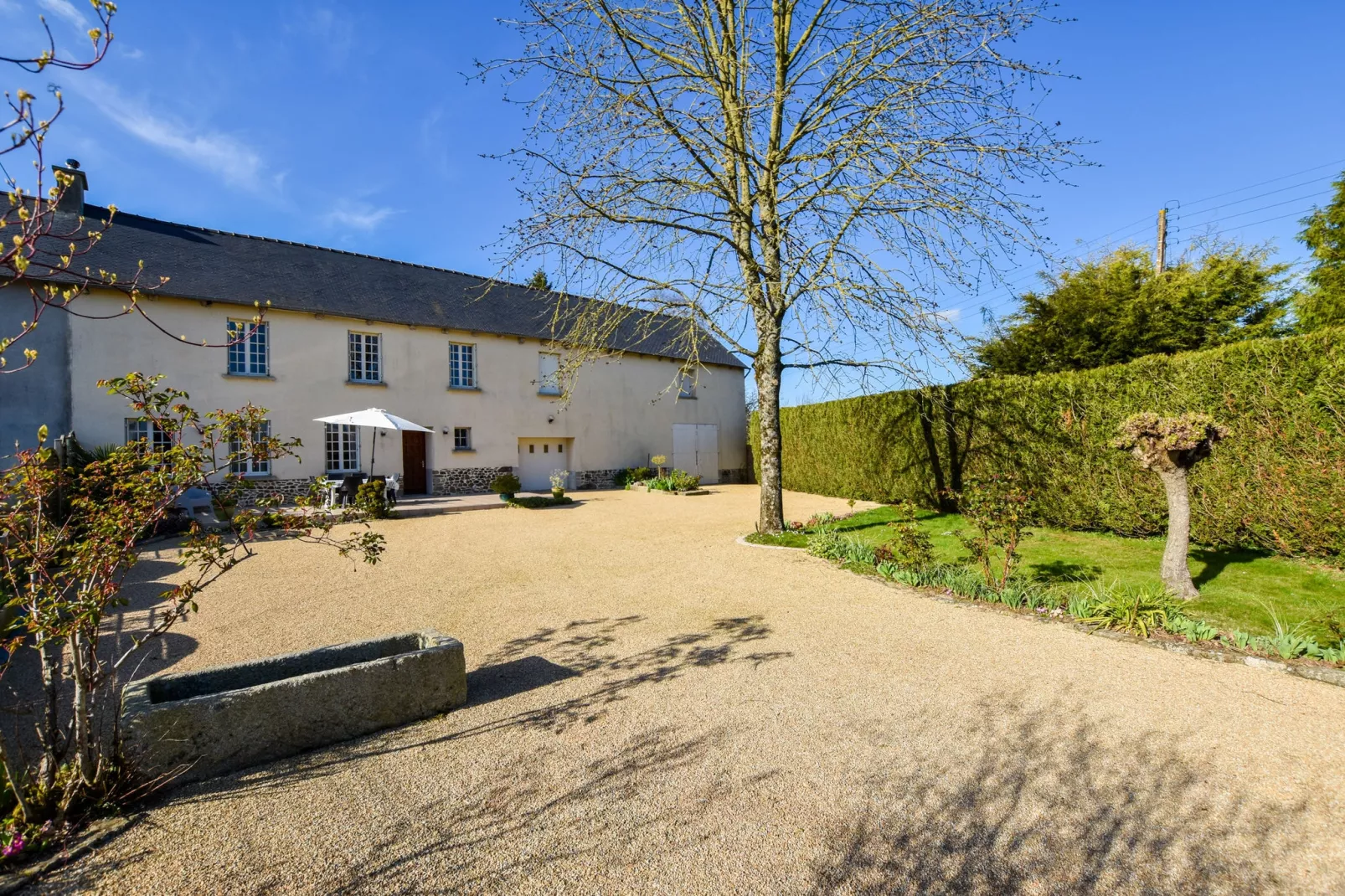 Jolie maison en pays de Rance-Extérieur été