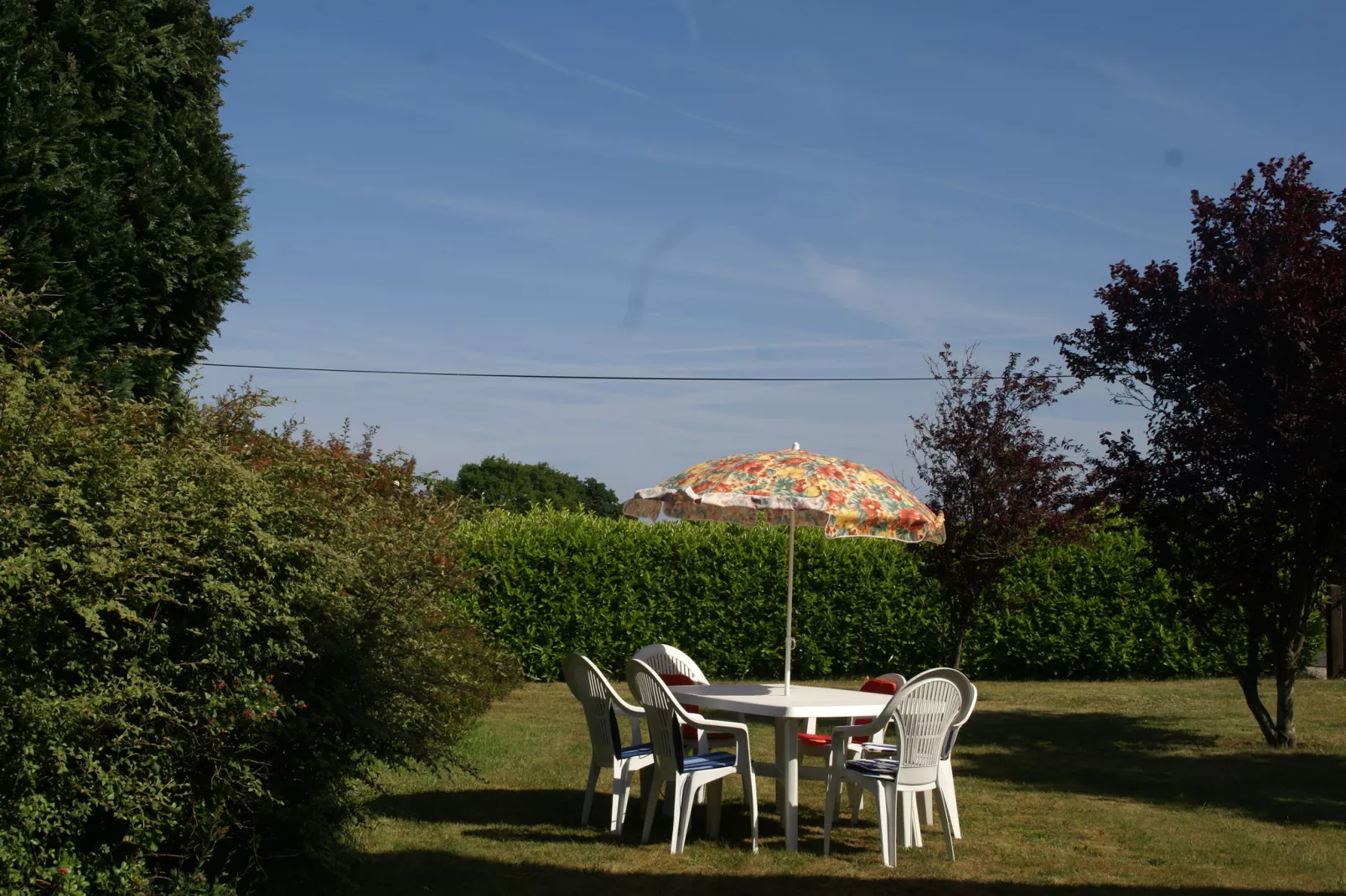 Maison de vacances Henansal-Gardens summer