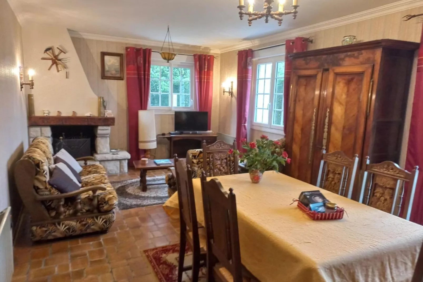 Maison de vacances Henansal-Living room