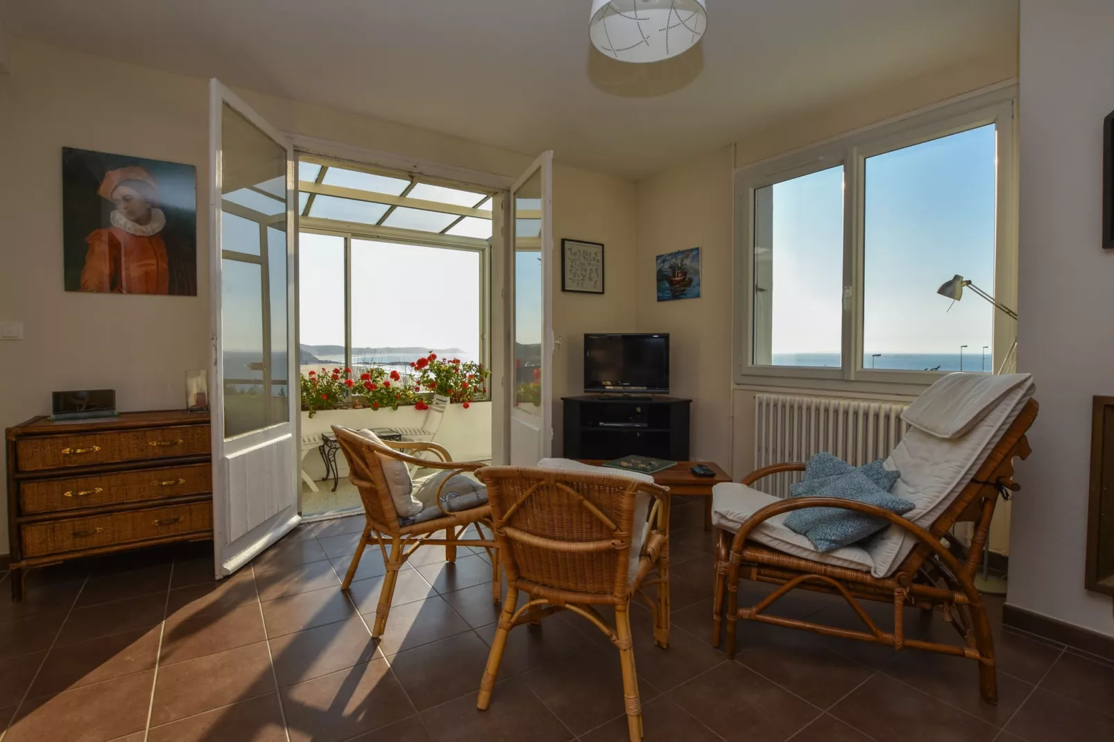 Maison avec vue sur mer-Living room