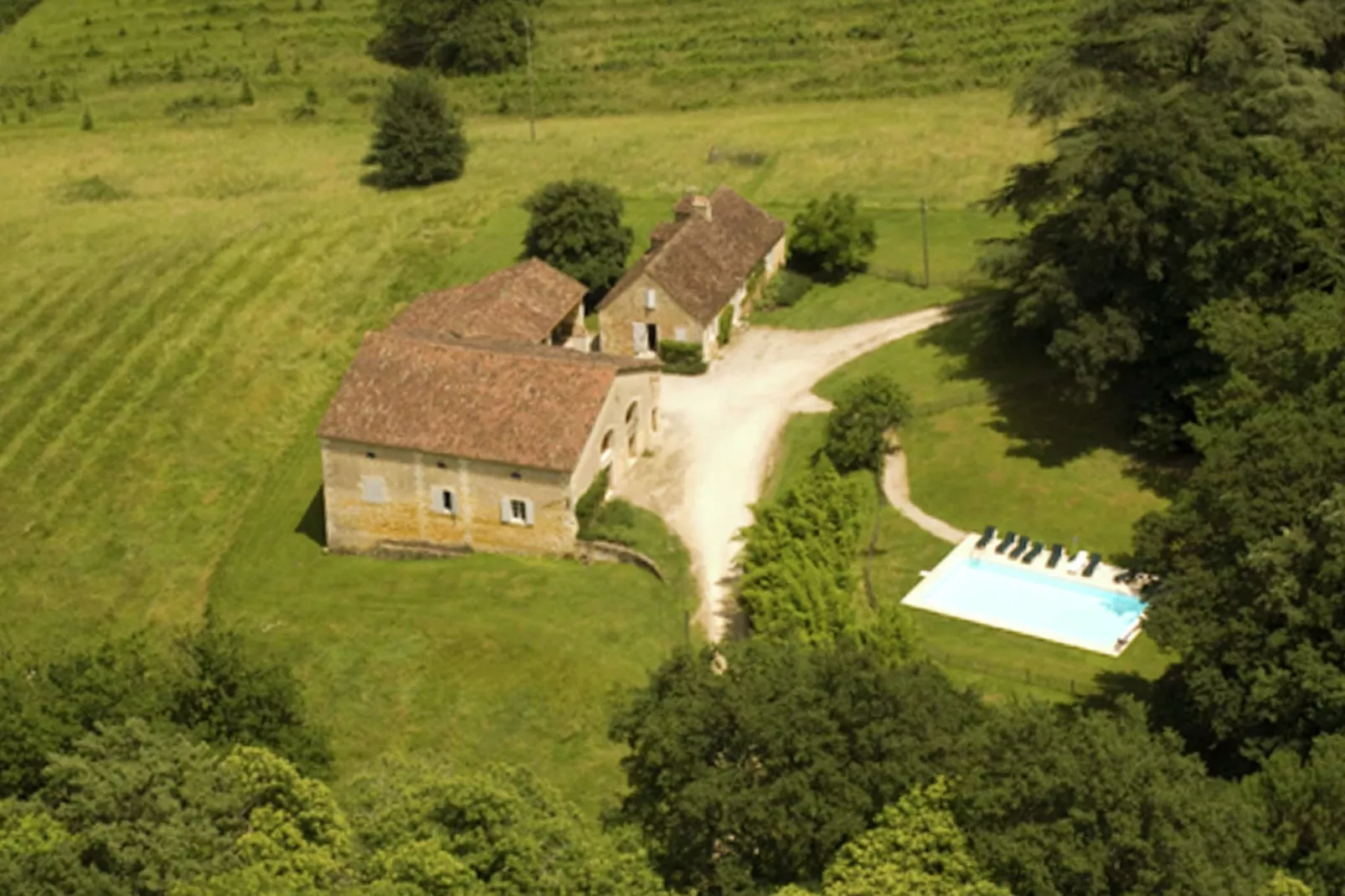 Bos de Penit-Exterior summer