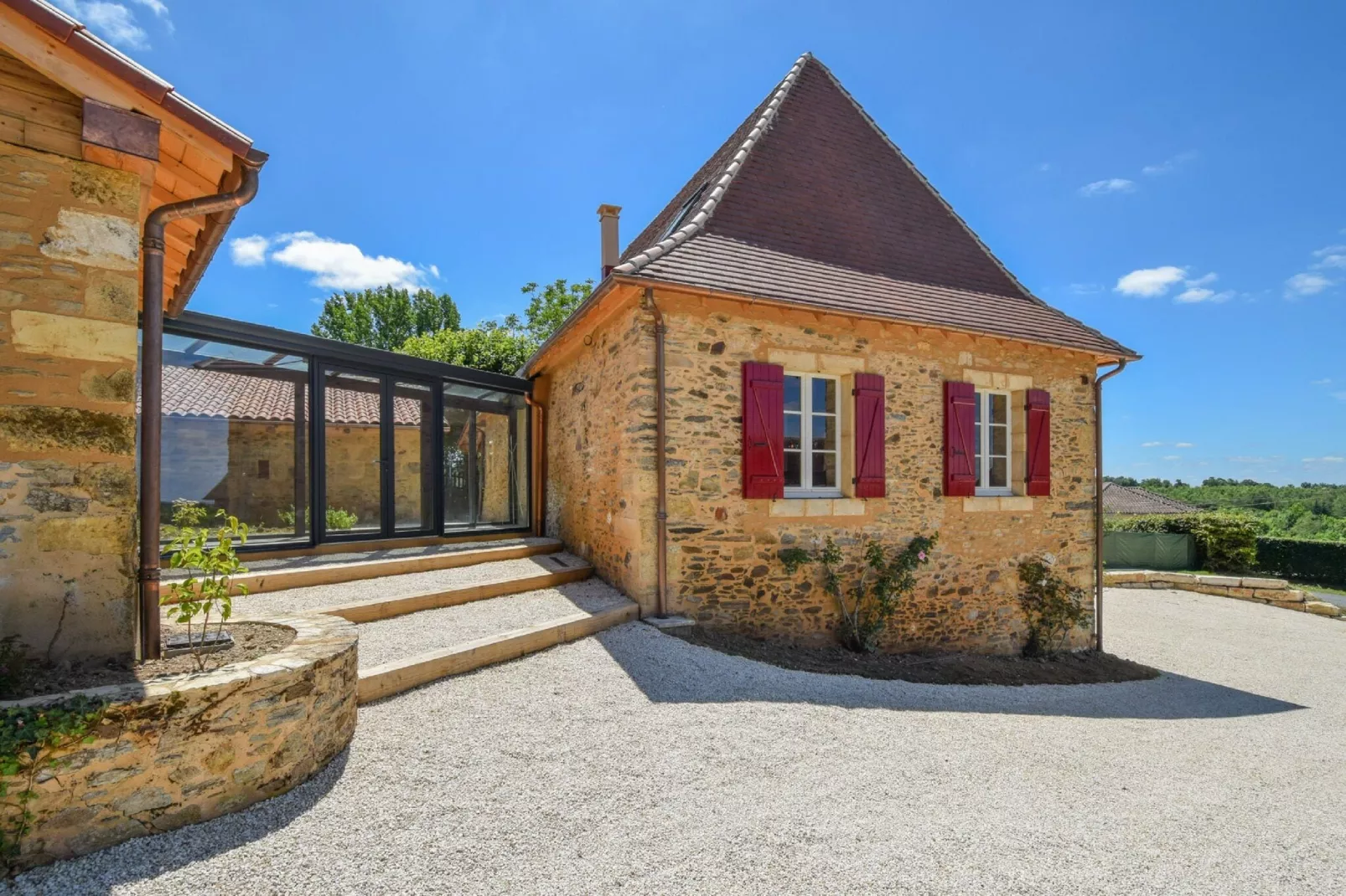 Gite Brouillac-Exterior summer