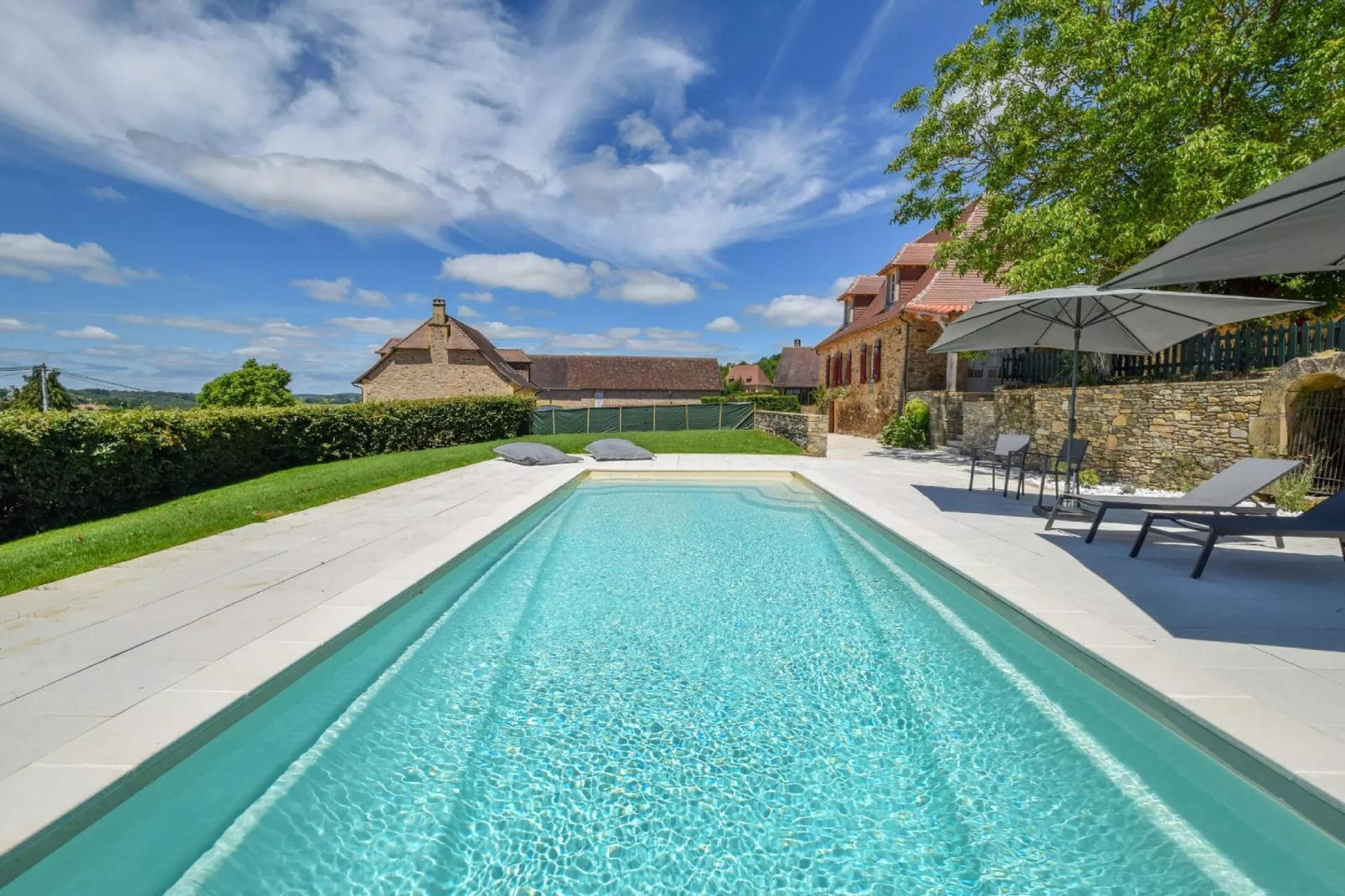 Gite Brouillac-Pool