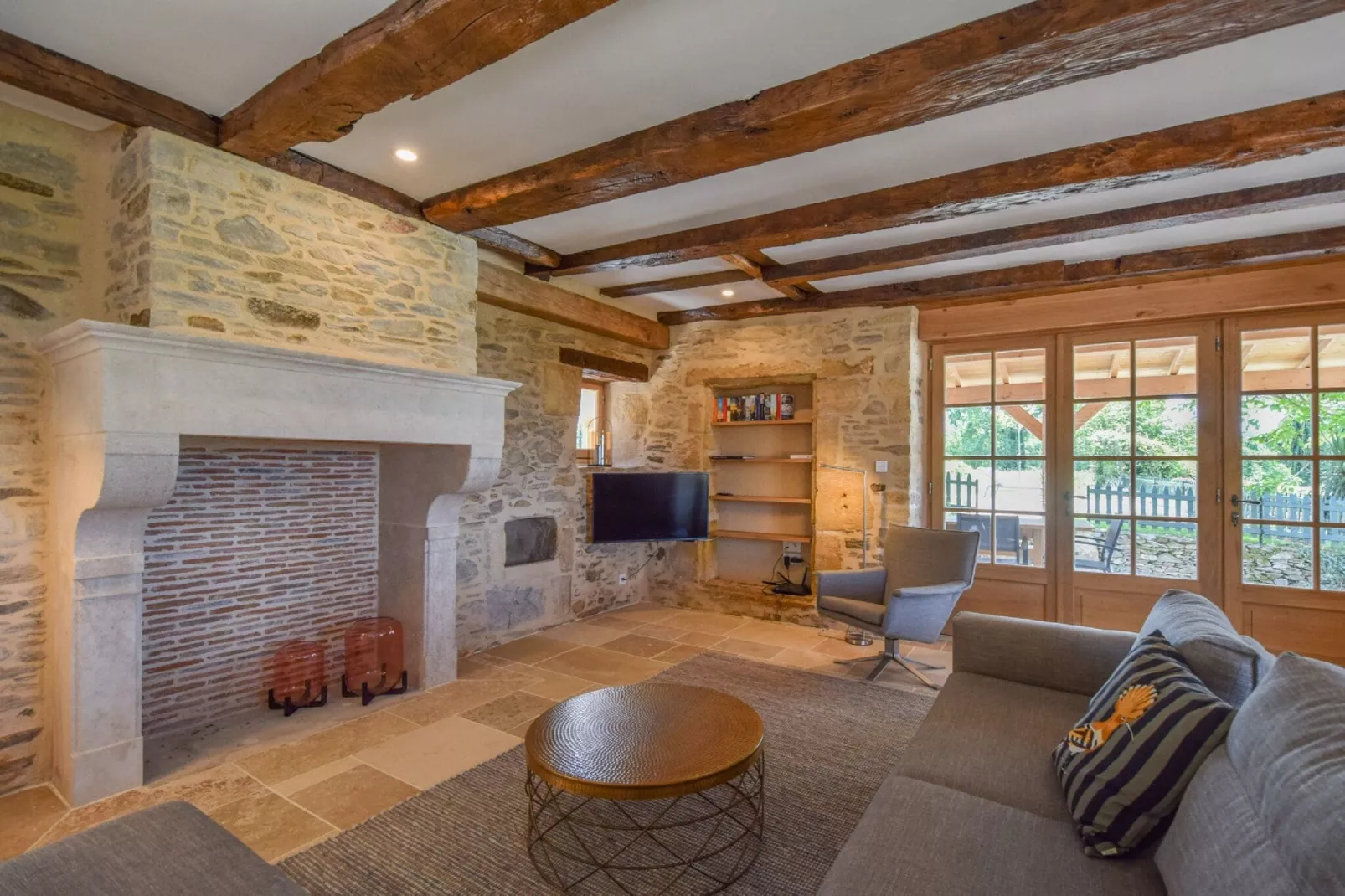 Gite Brouillac-Living room
