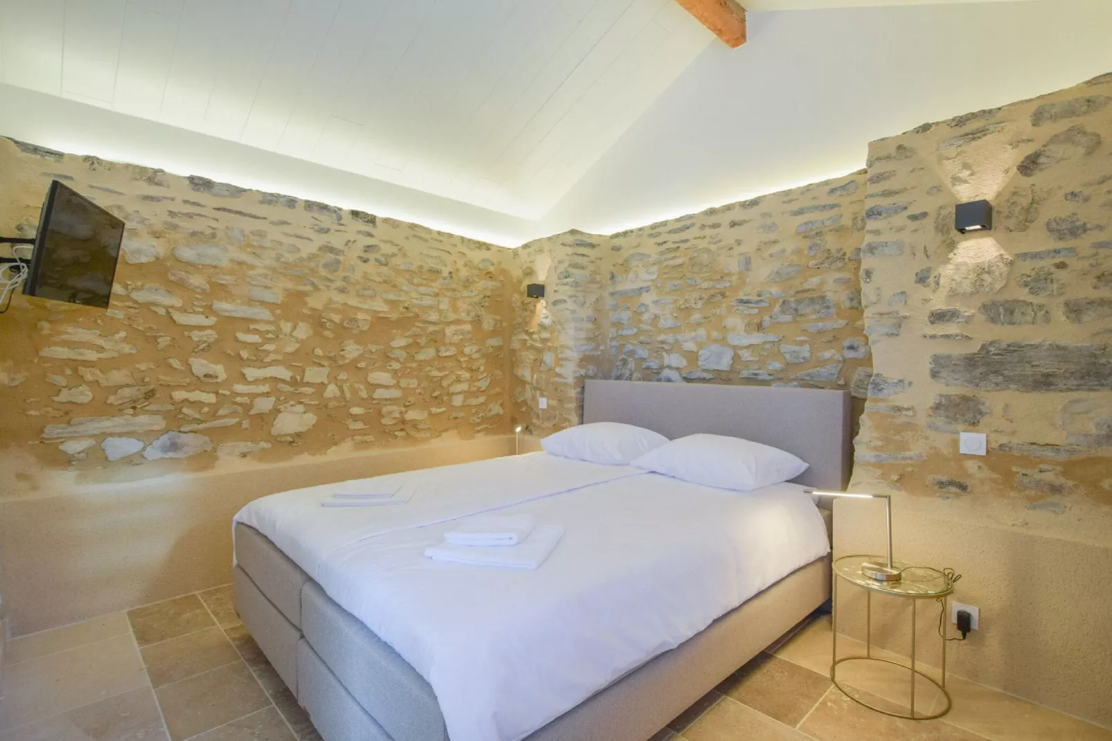Gite Brouillac-Bedroom