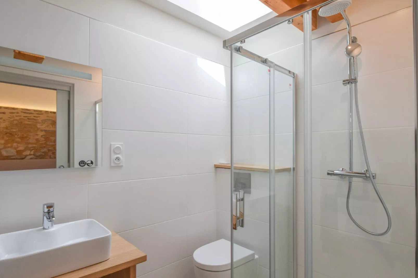 Gite Brouillac-Bathroom