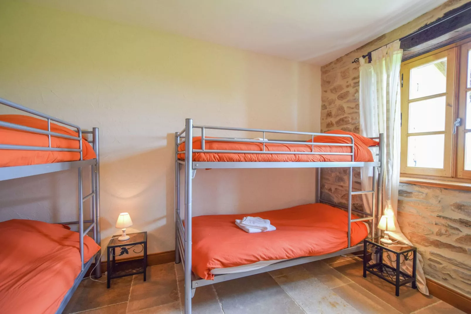 Le Patelin 10P-Bedroom