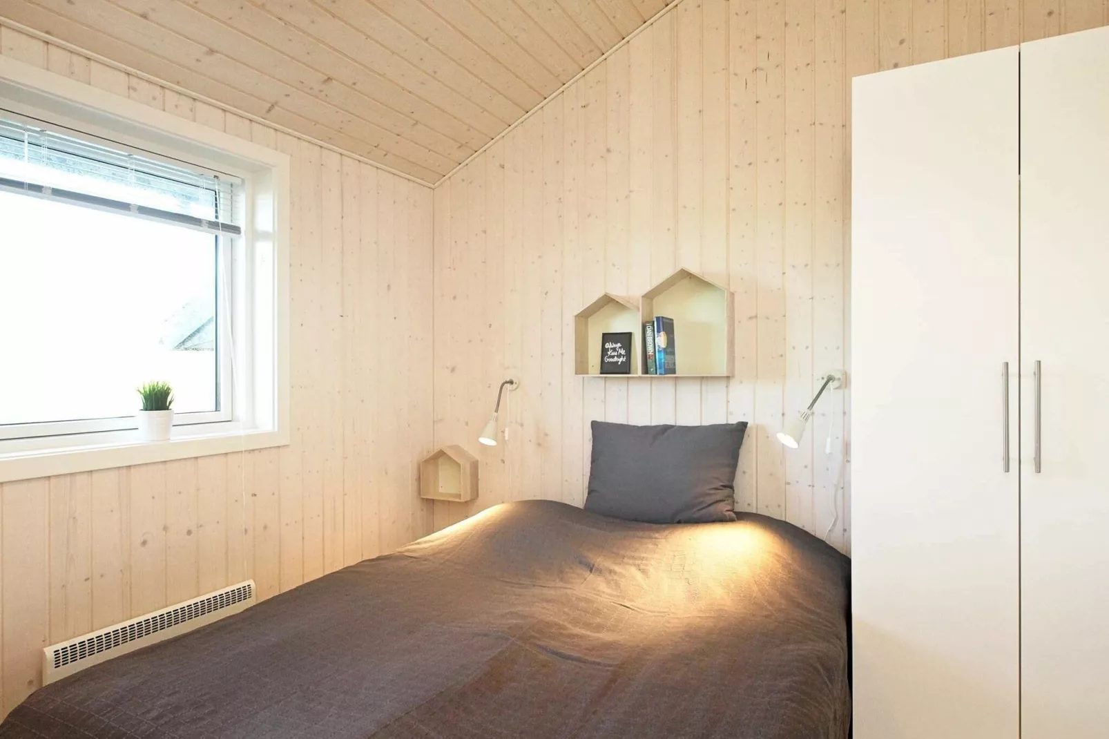 10 person holiday home in Faaborg-Indoor