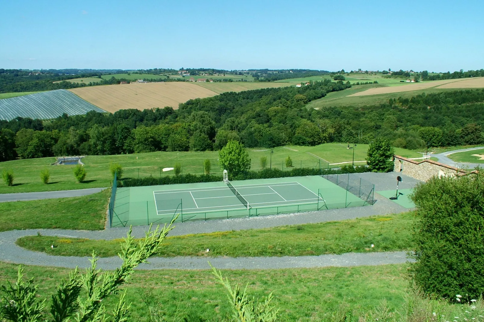 Le Patelin 10P-Park facilities