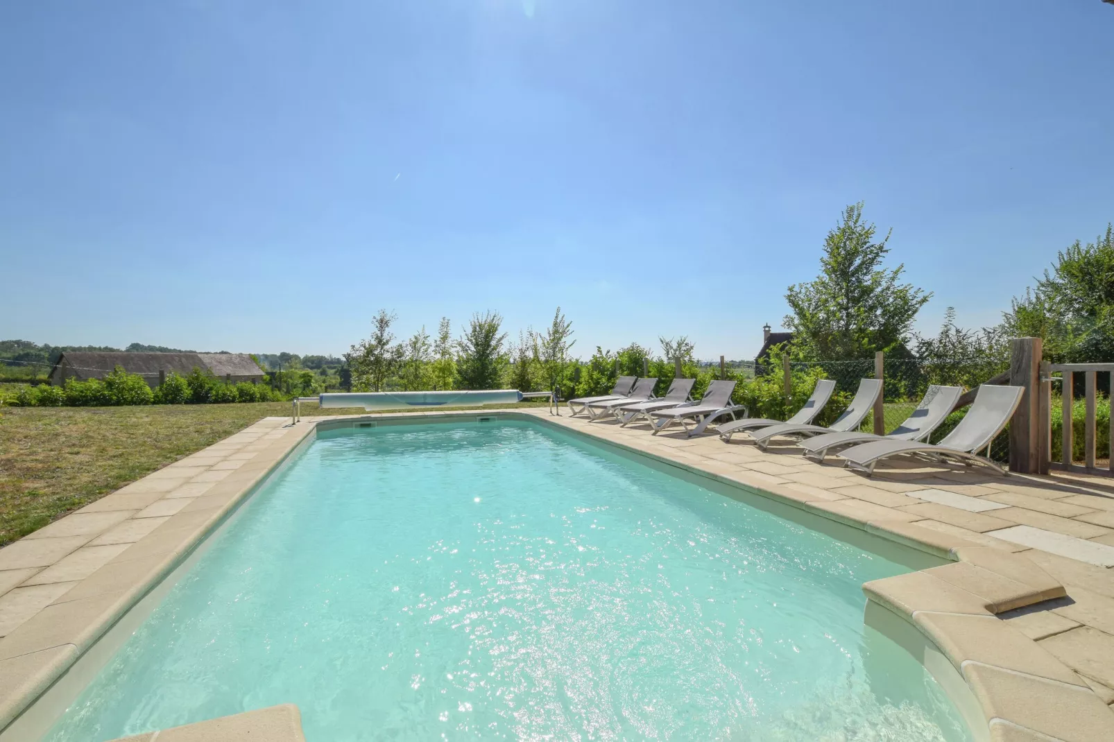 La Borderie-Pool