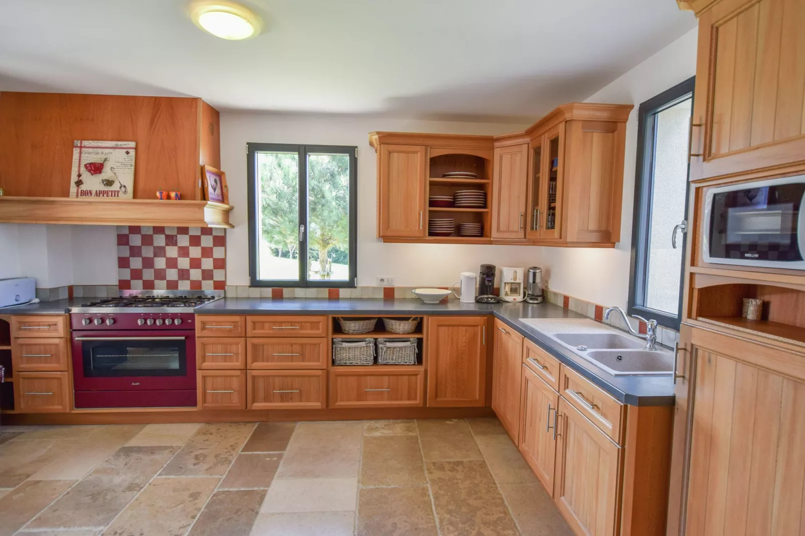 La Petite Tour-Kitchen