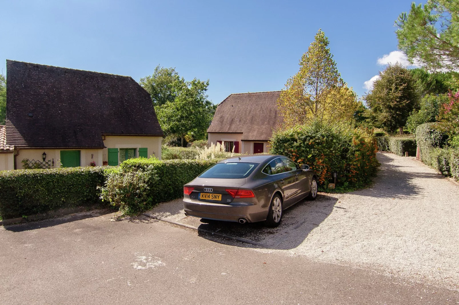 La Roseraie - Sens-Areas summer 1km