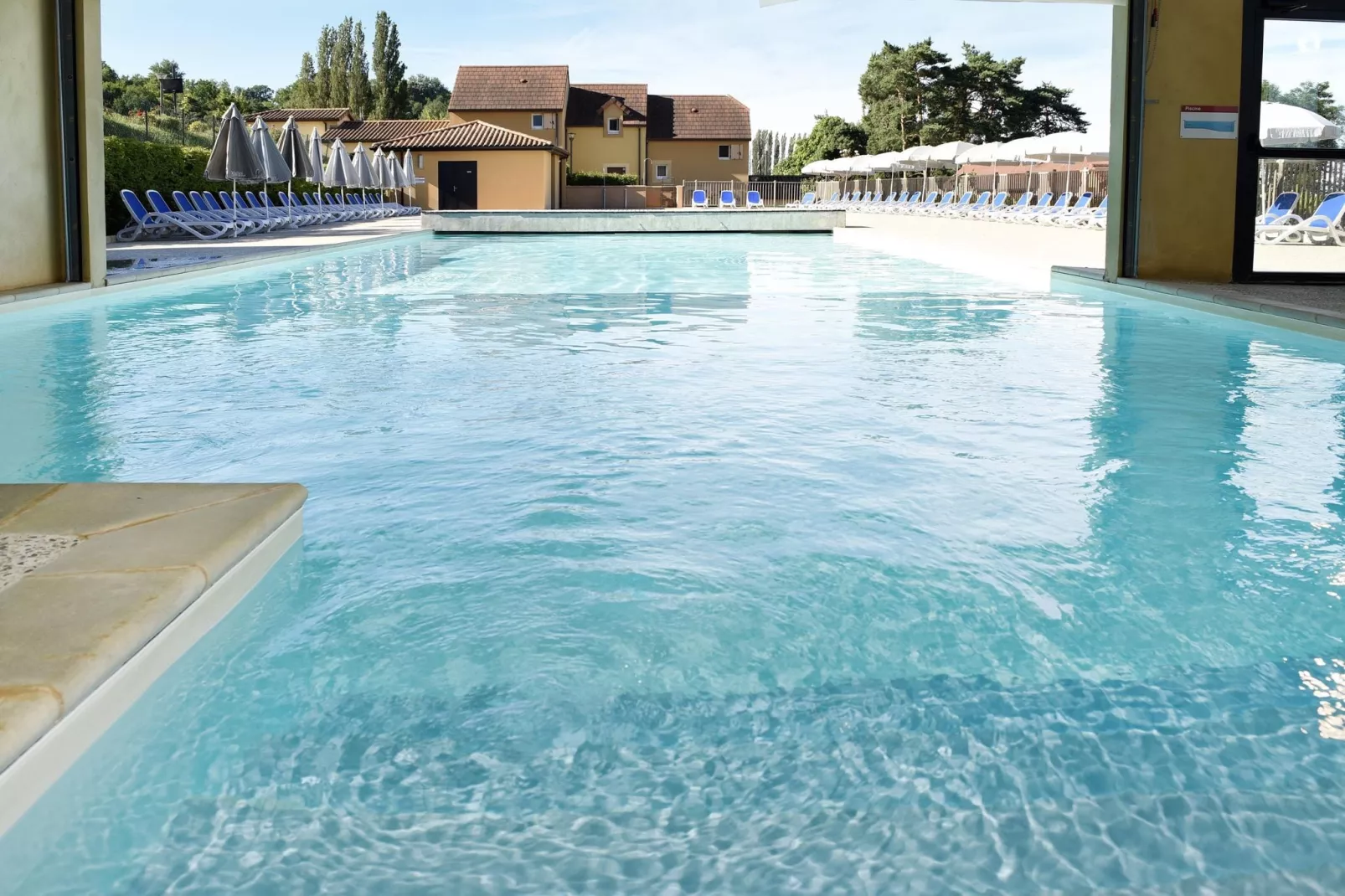 Les Côteaux de Sarlat 2-Pool