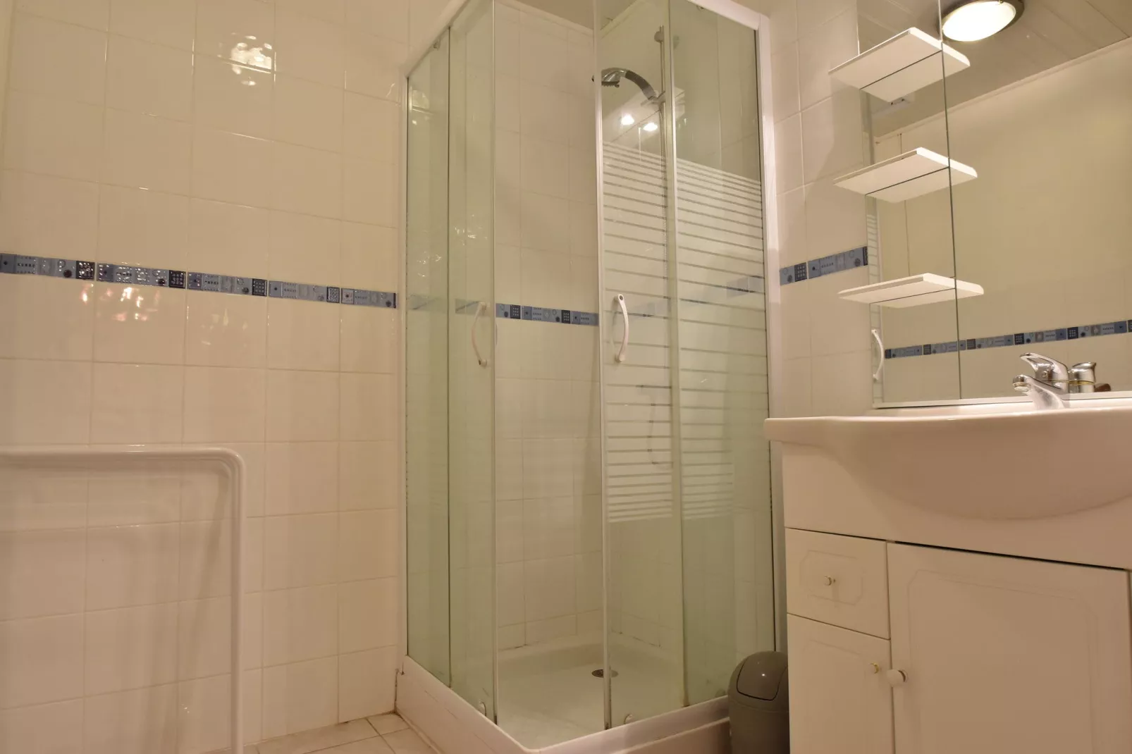 Maison de vacances  Berbiguieres 5 p-Bathroom