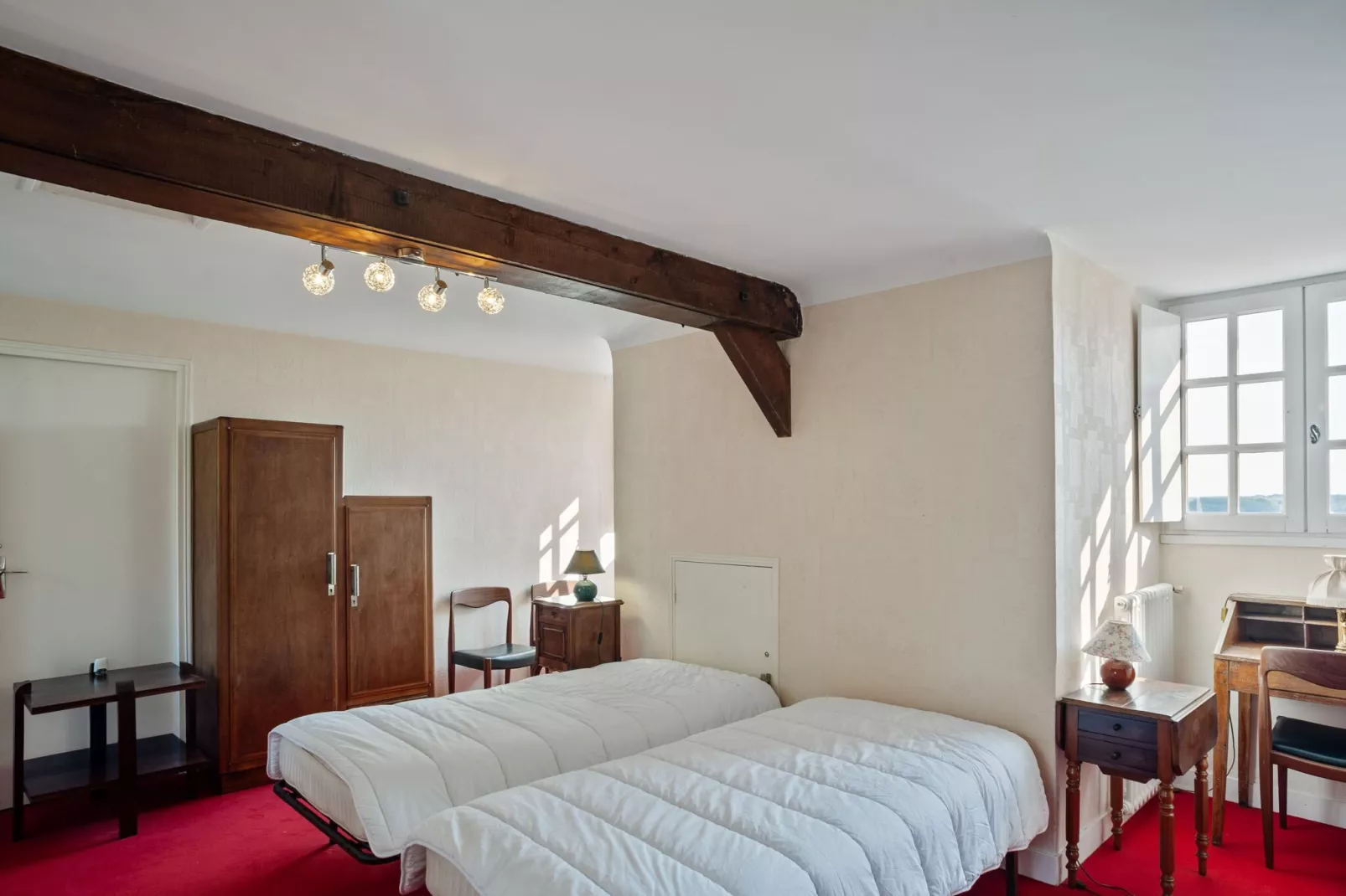 Vélines-Bedroom