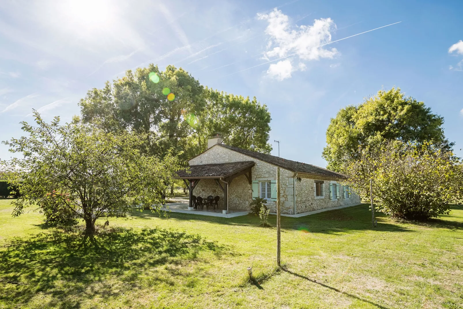 Maison de vacances Saint Nexans 6p-Exterior summer