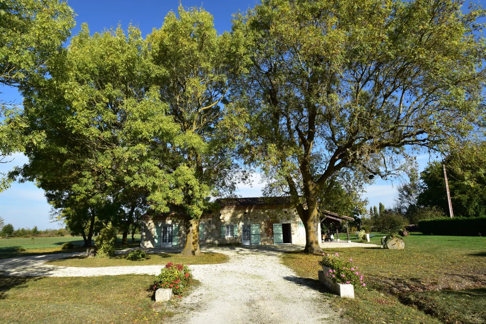 Maison de vacances Saint Nexans 6p-Exterior summer