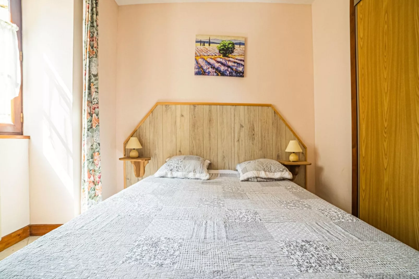 Maison de vacances Besse Le Moulinal Bas-Bedroom