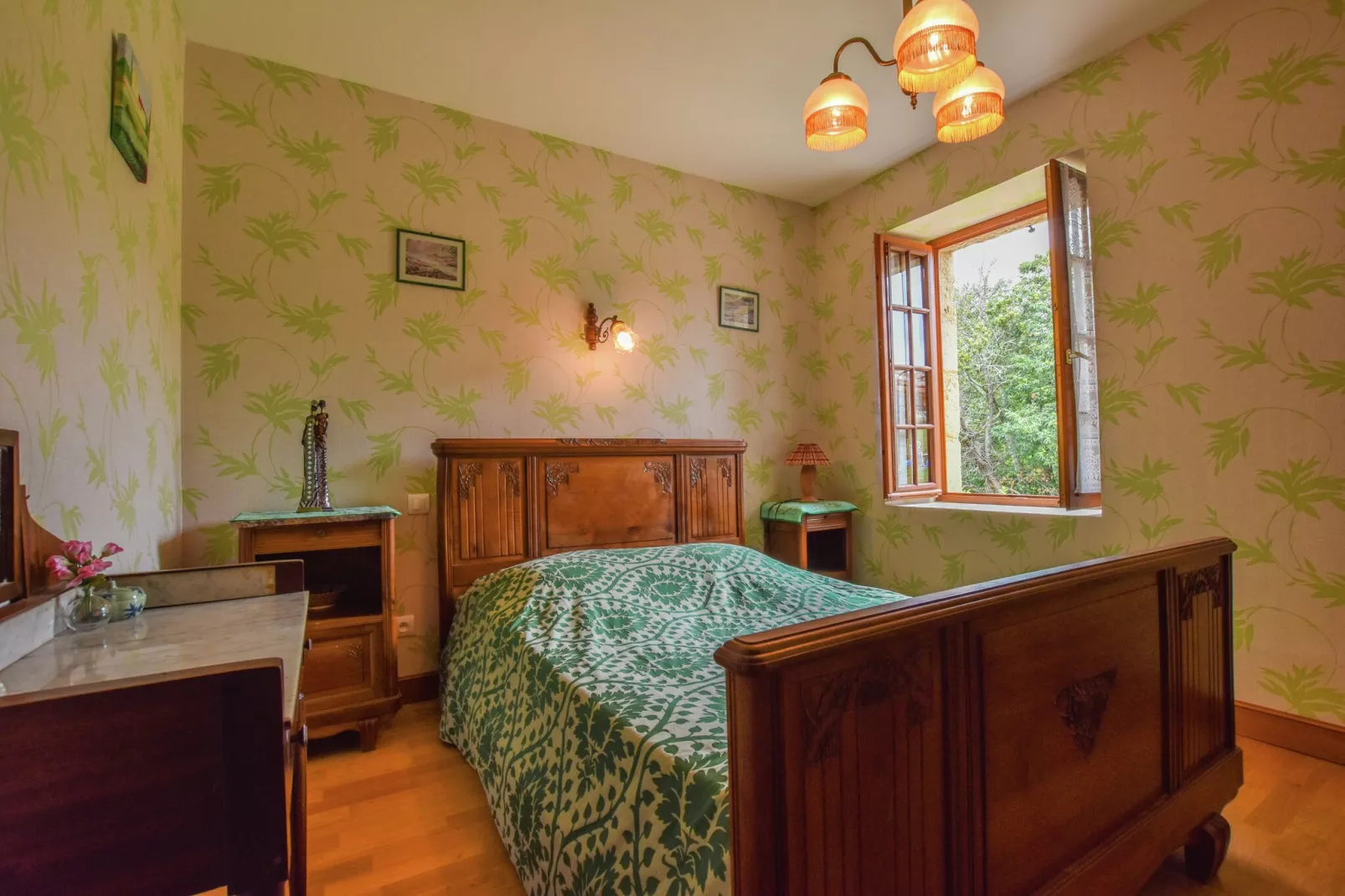 Maison typique périgourdine-Chambre
