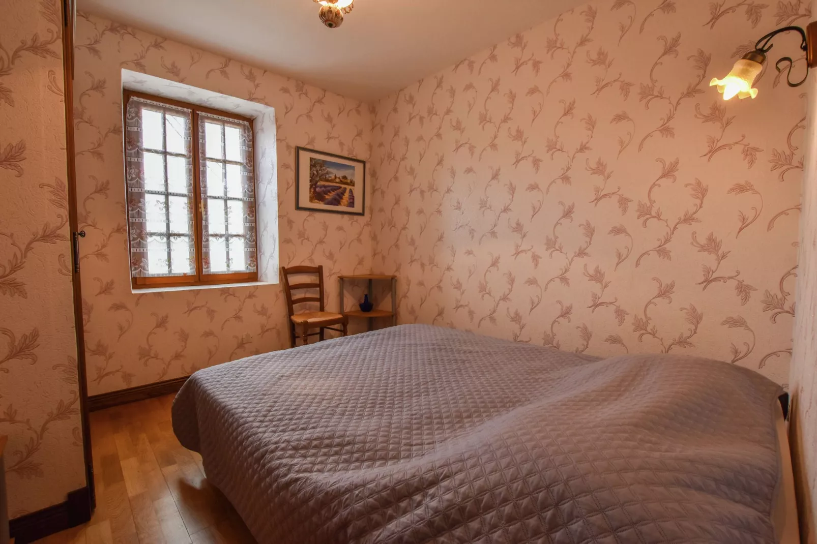 Maison typique périgourdine-Chambre