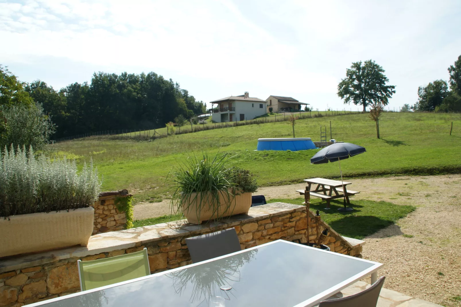 Maison typique périgourdine-Jardin d'été