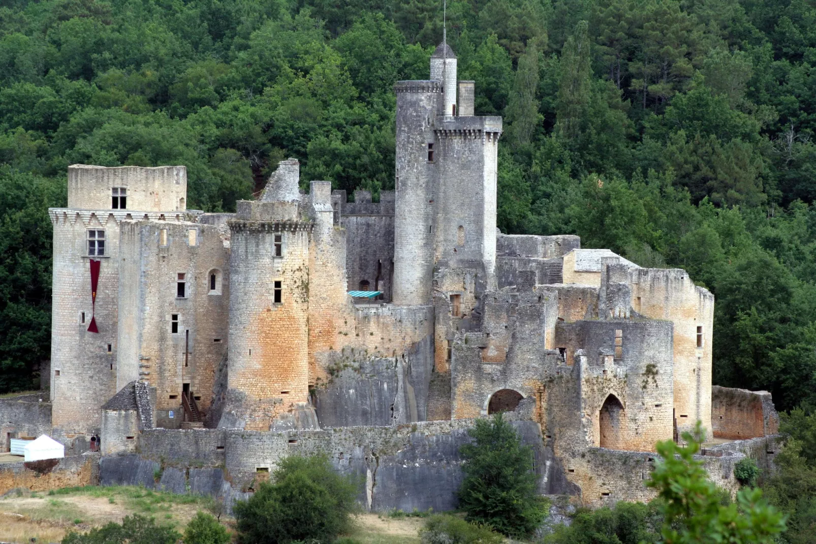 Maison typique périgourdine-Zones d'été à 5 km