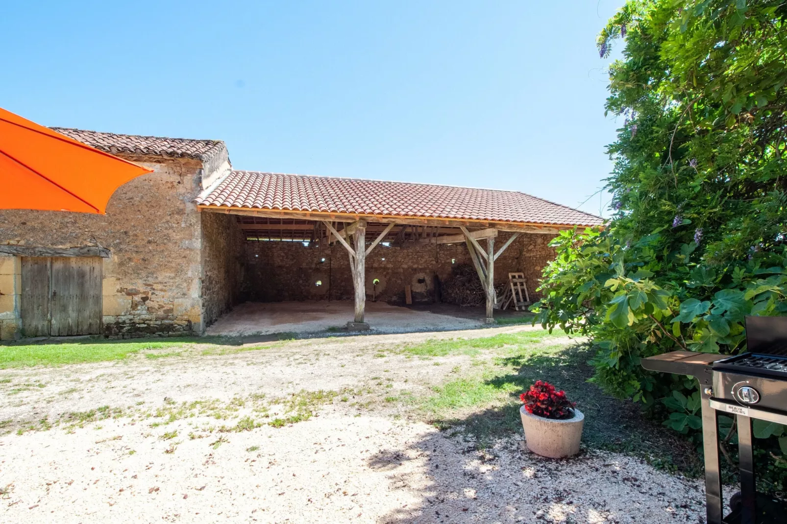 La maison d'Aléa-Jardin d'été