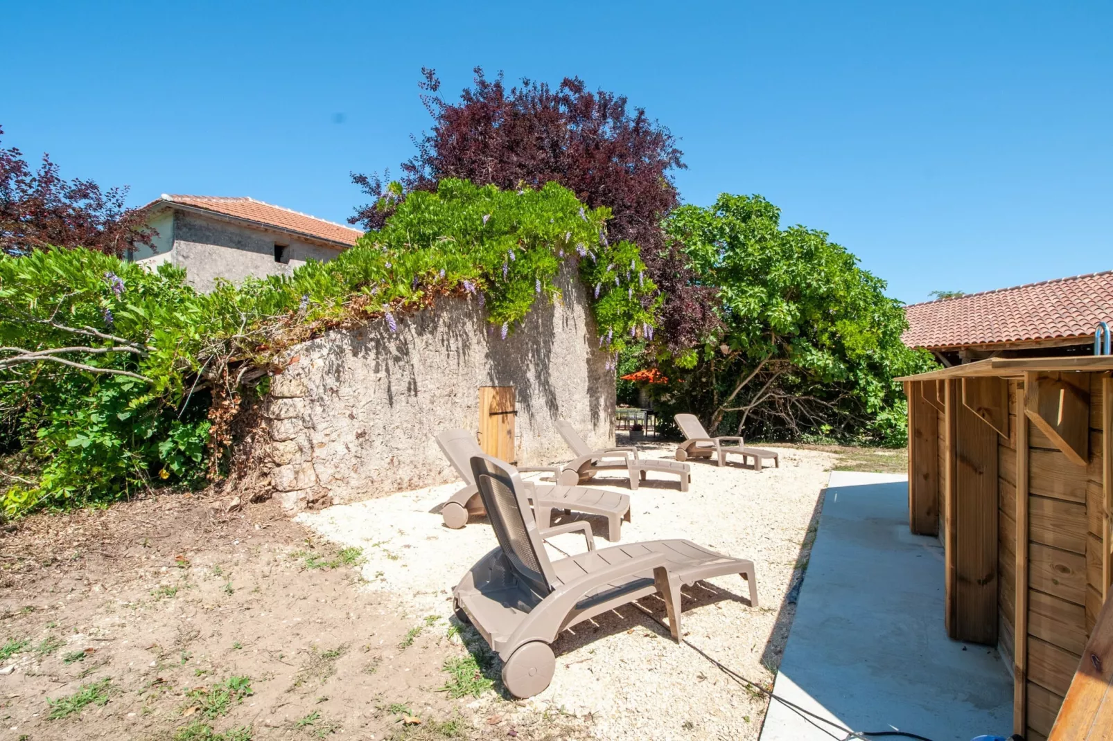 La maison d'Aléa-Jardin d'été