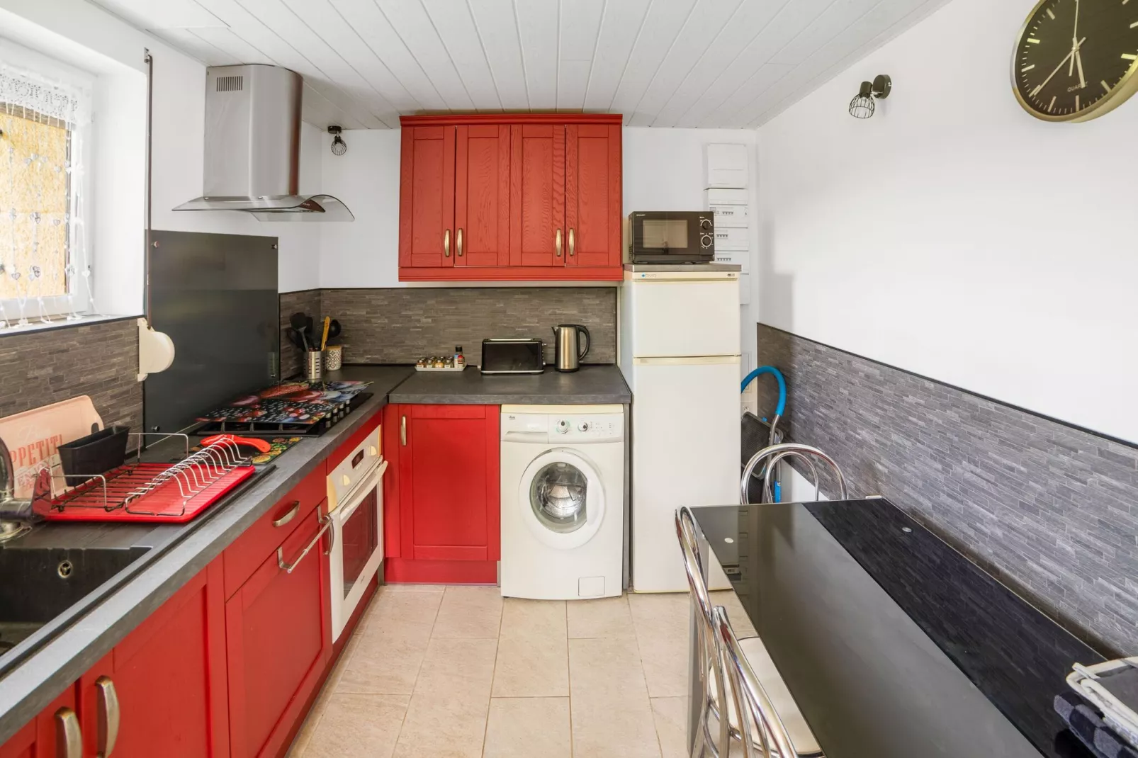 Entrepôt avec piscine près de Monpazier-Cuisine