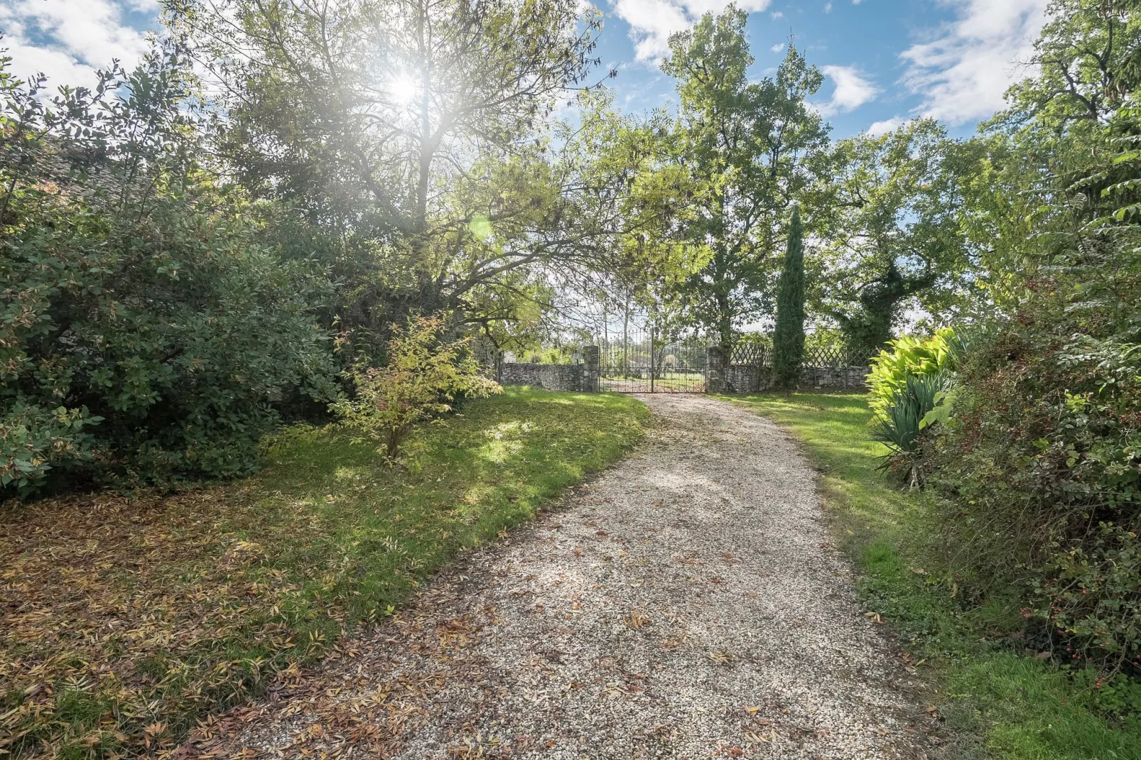 Maison de vacances Bouniagues-Gärten Sommer