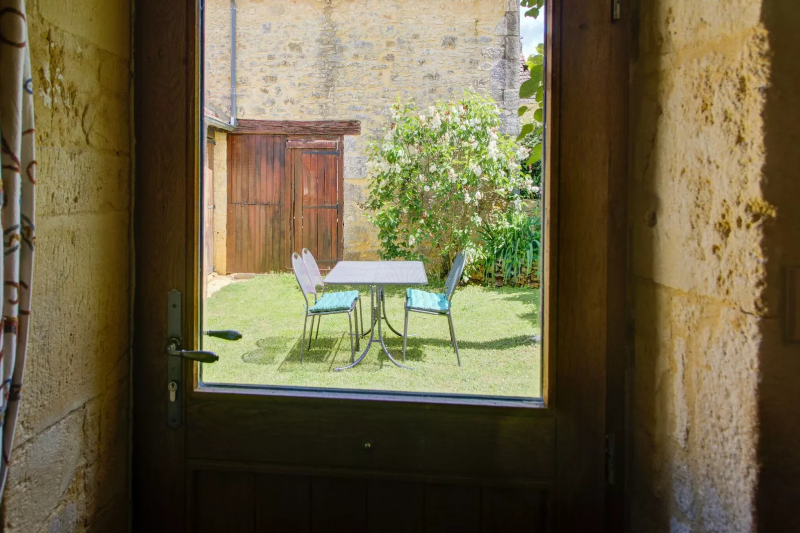 Ferme Sarlat - Gardens in summer