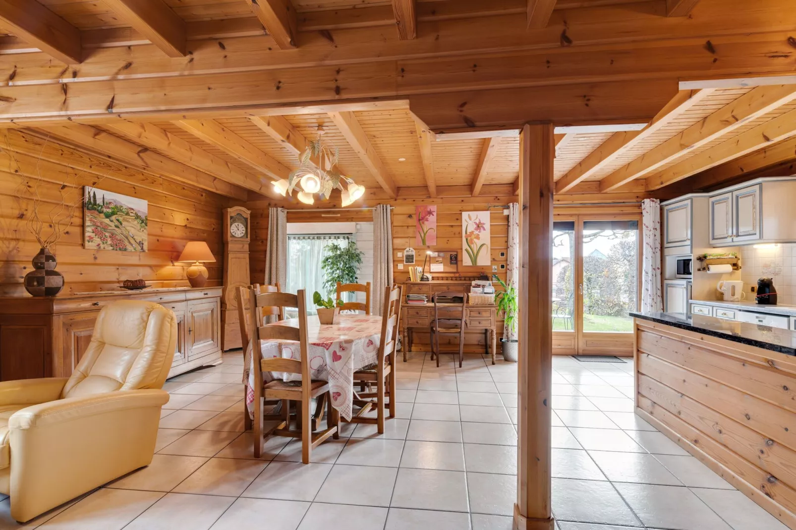 Gîte de la Pomme d’Happy - Abbévillers-Dining room