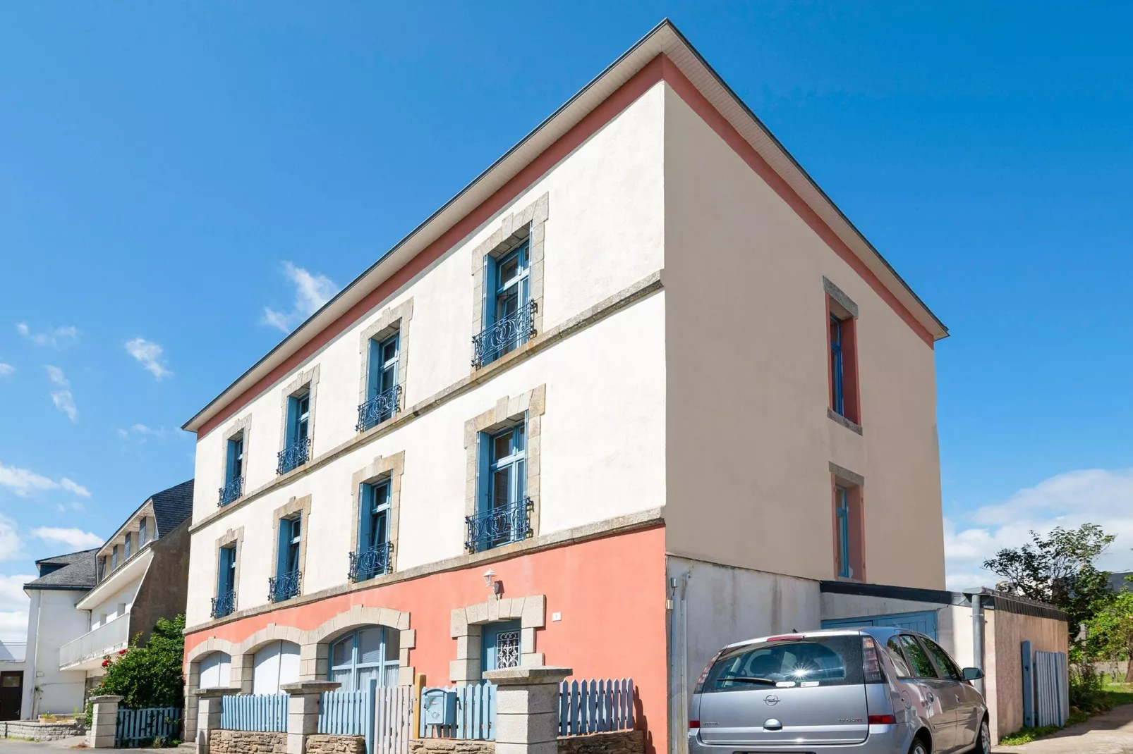 "Ancienne Gendarmerie" appartment B-Exterior summer