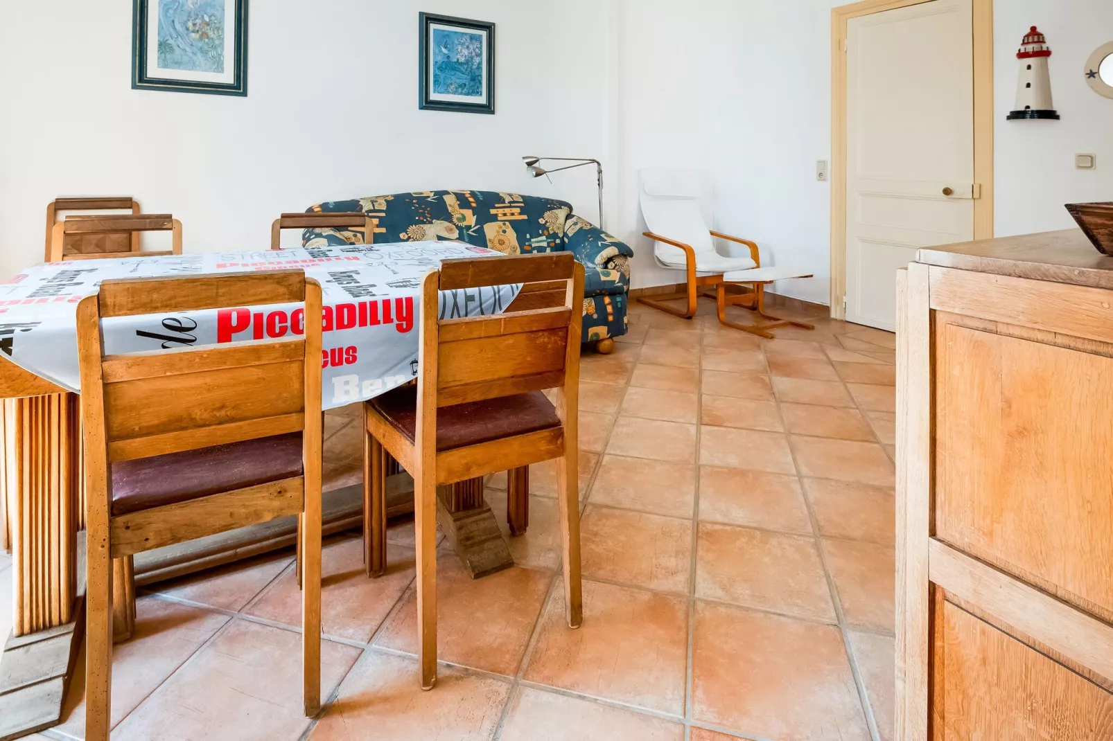 "Ancienne Gendarmerie" appartment B-Living room