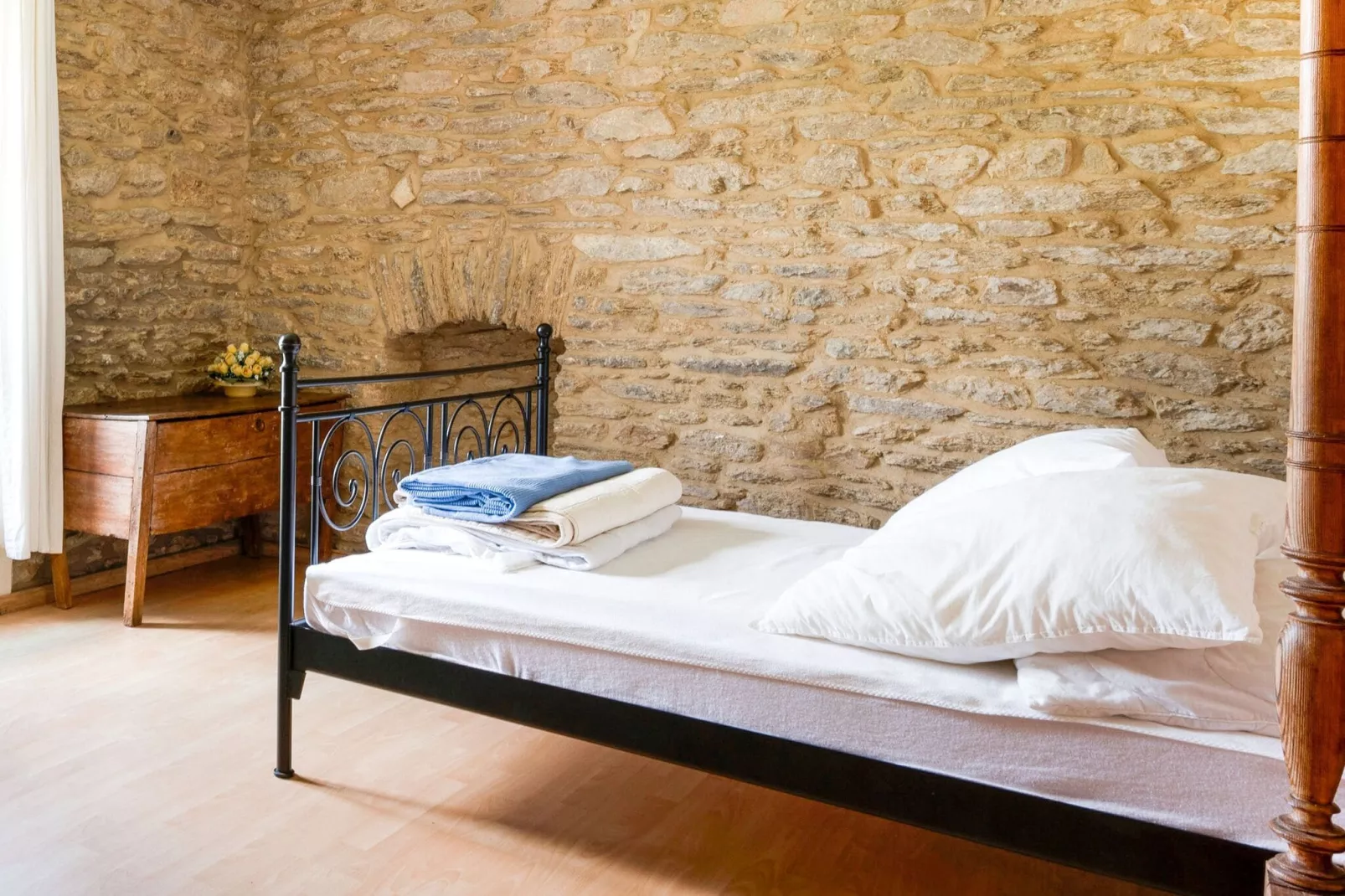 "Ancienne Gendarmerie" appartment B-Bedroom