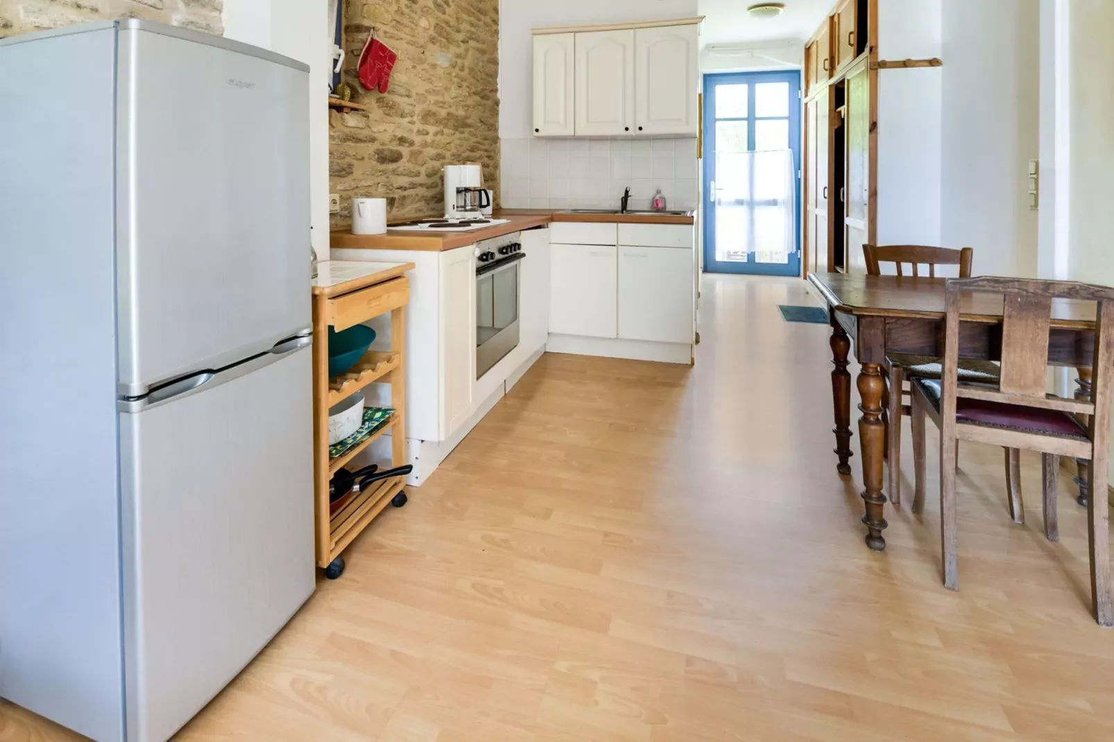 Ancienne Gendarmerie studio B-Kitchen