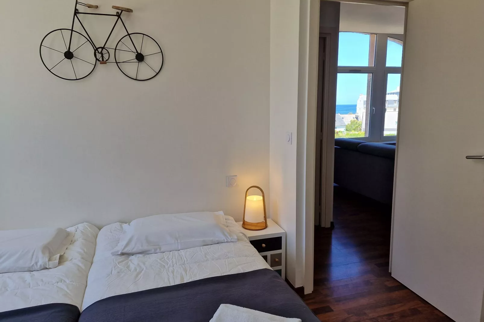 Pretty apartment with sea view in Primel-Bedroom