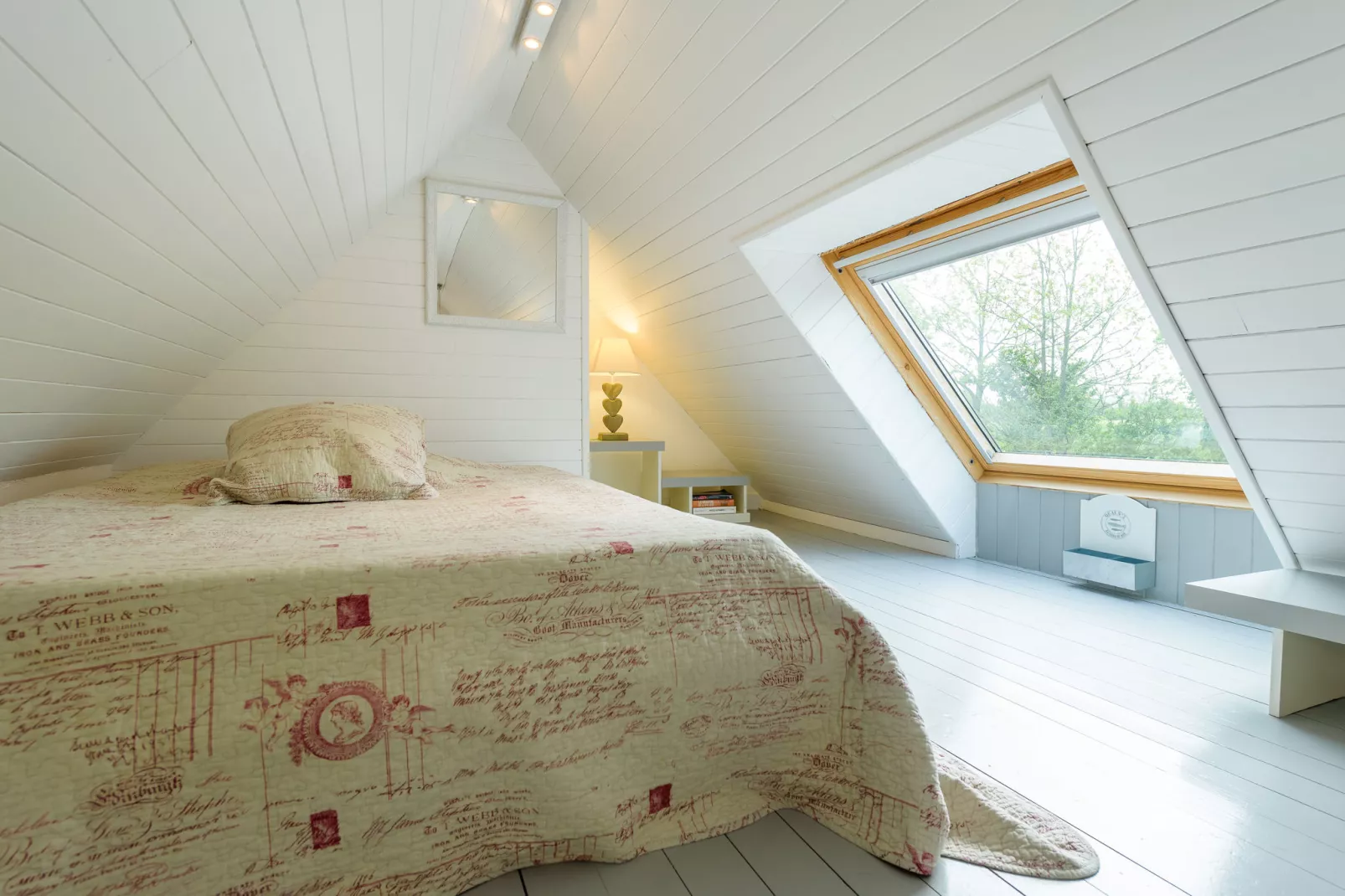 Le Trio-Bedroom