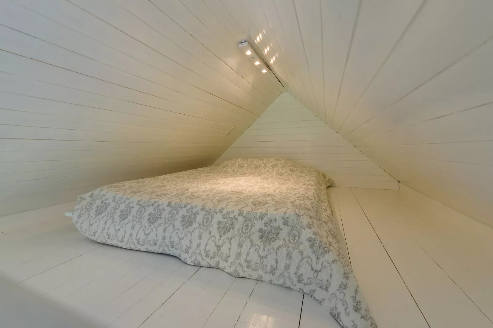 Le Trio-Bedroom