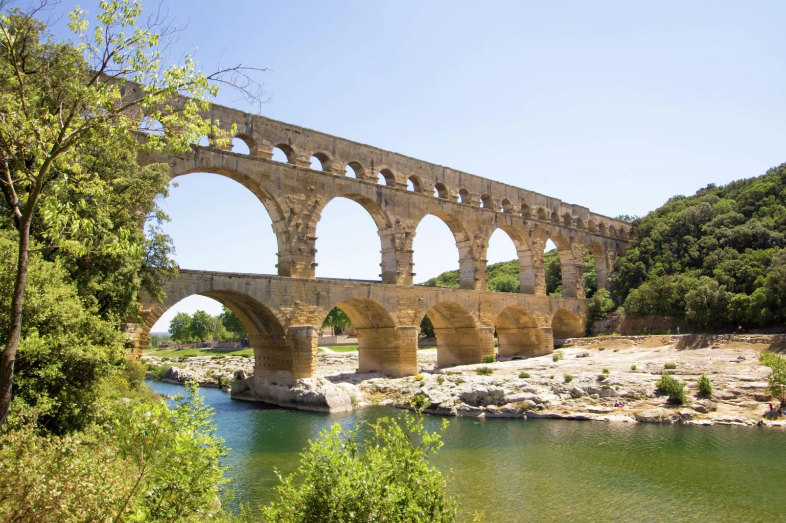 Maison de vacances - FOURNES-Areas summer 20km