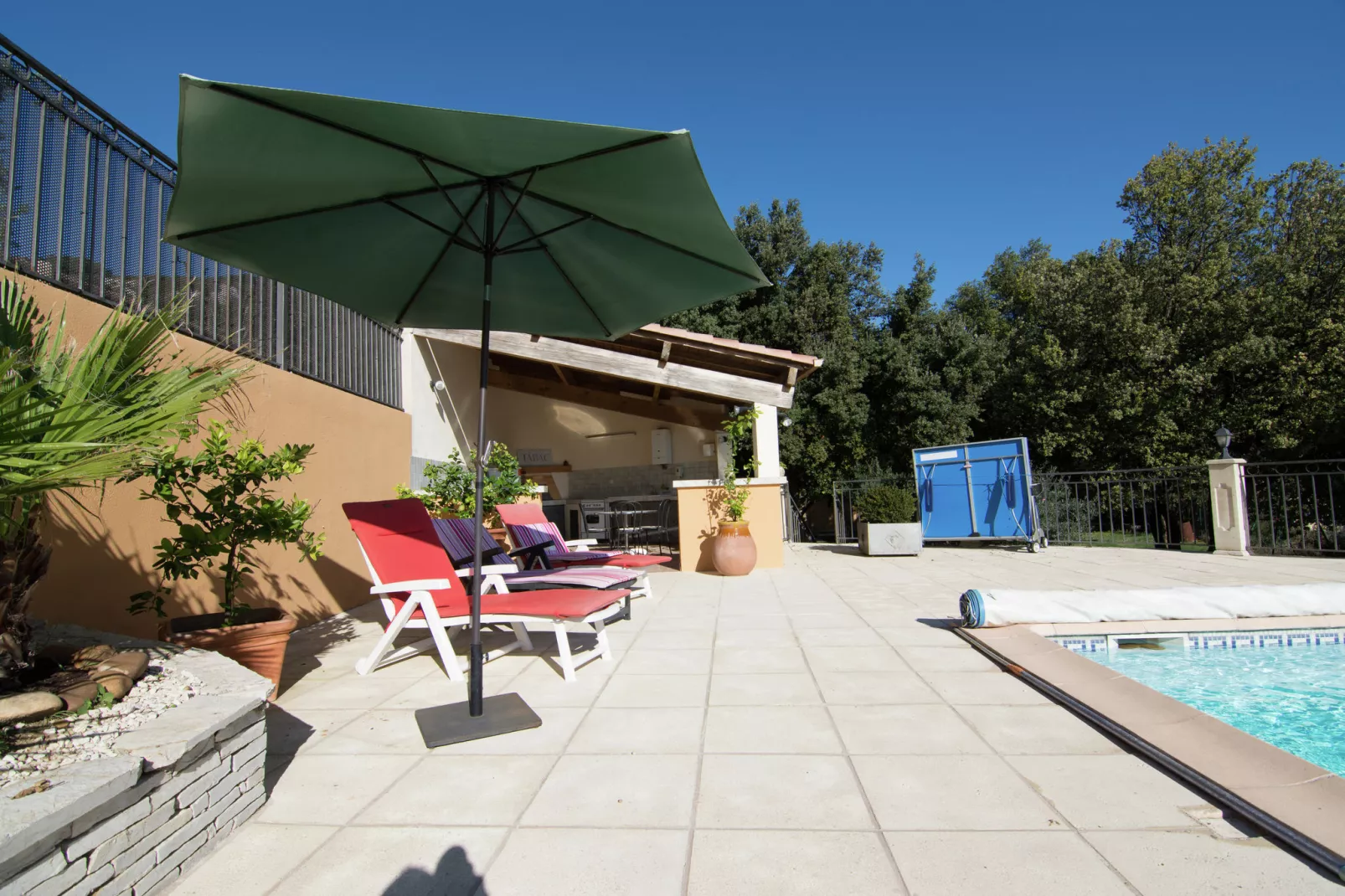 Maison de vacances - LÉDENON-Schwimmbad