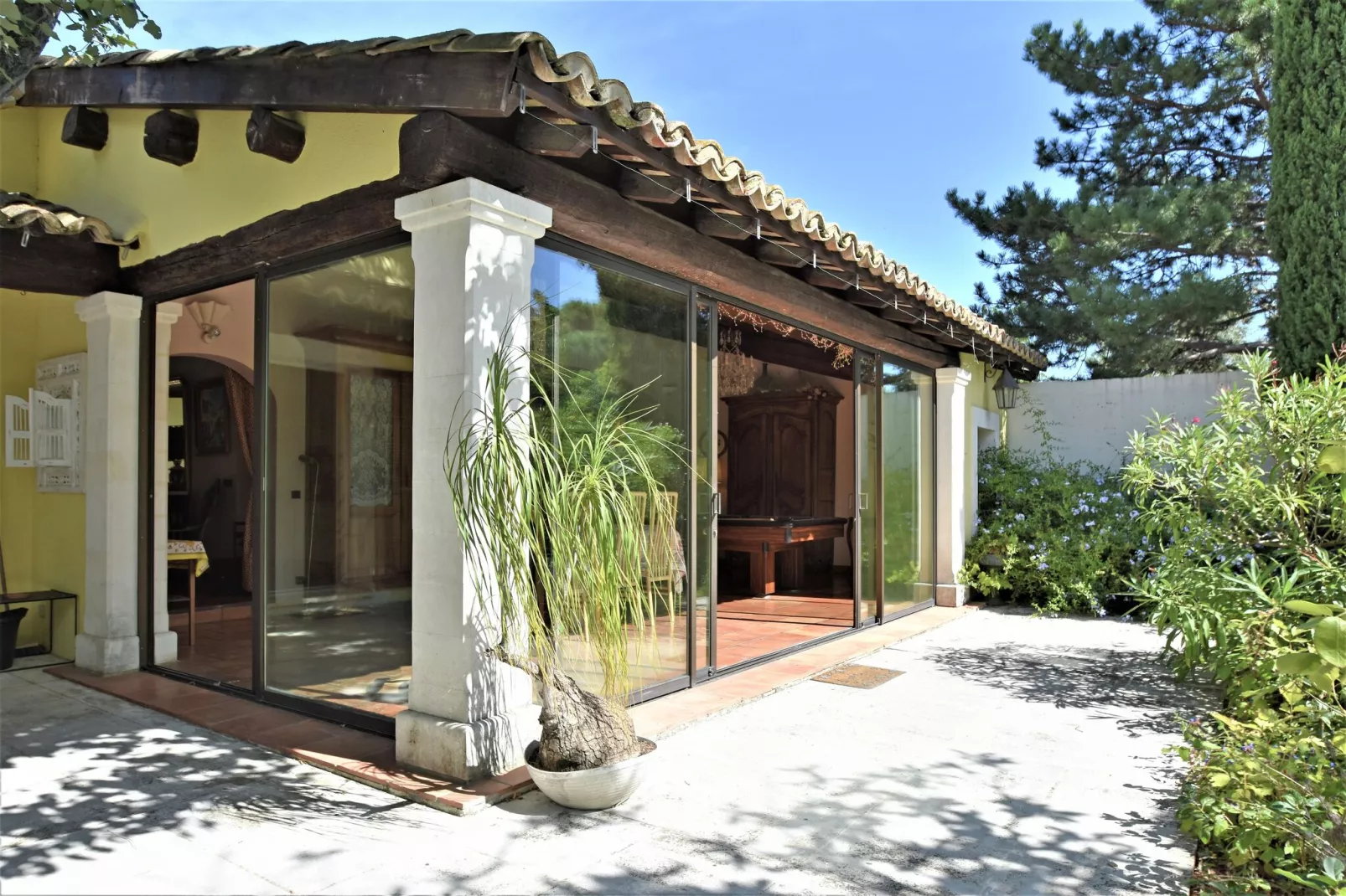 Maison de vacances - VILLENEUVE-LES-AVIGNON - Exterior in summer