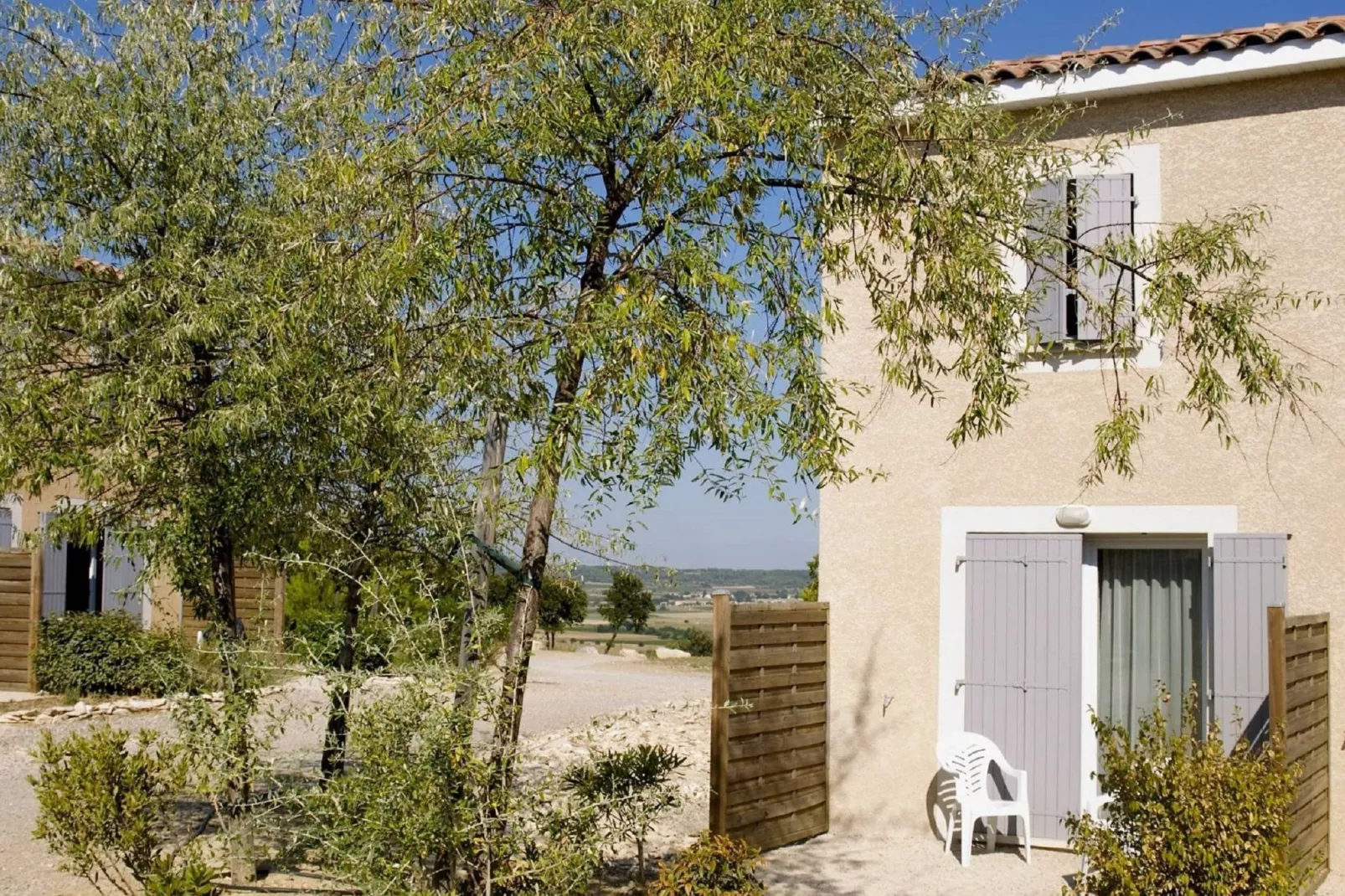 Résidence-Club Le Mas des Vignes 1-Exterior summer