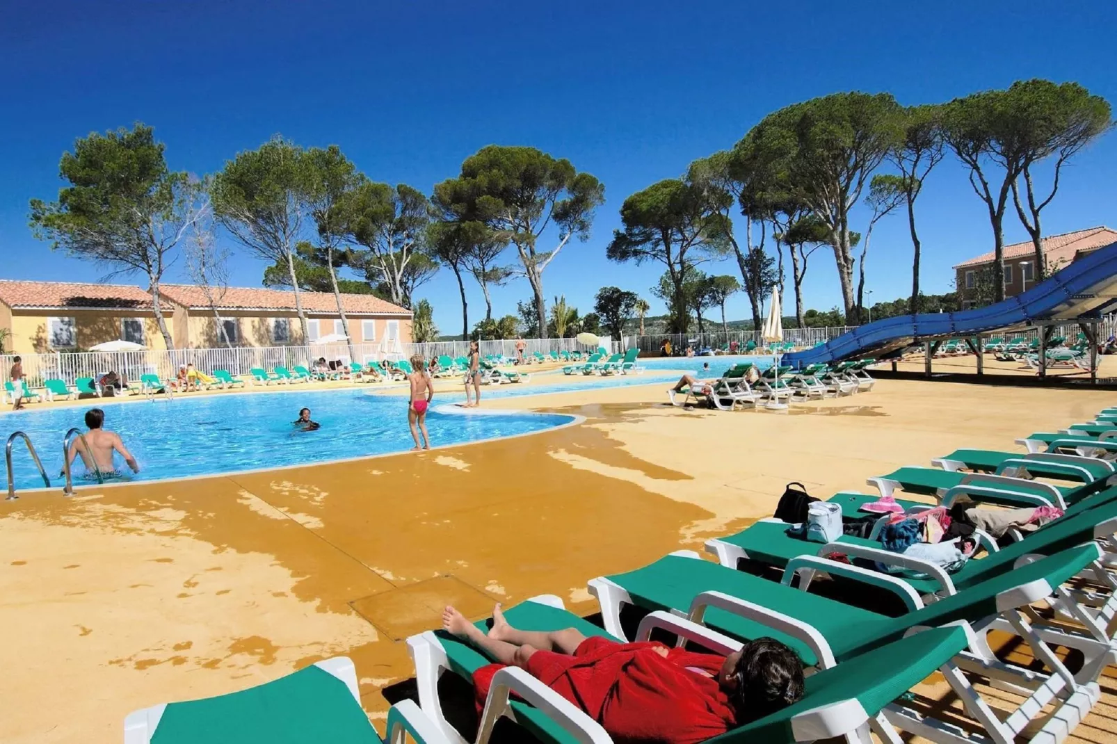 Résidence-Club Le Mas des Vignes 3-Park facilities