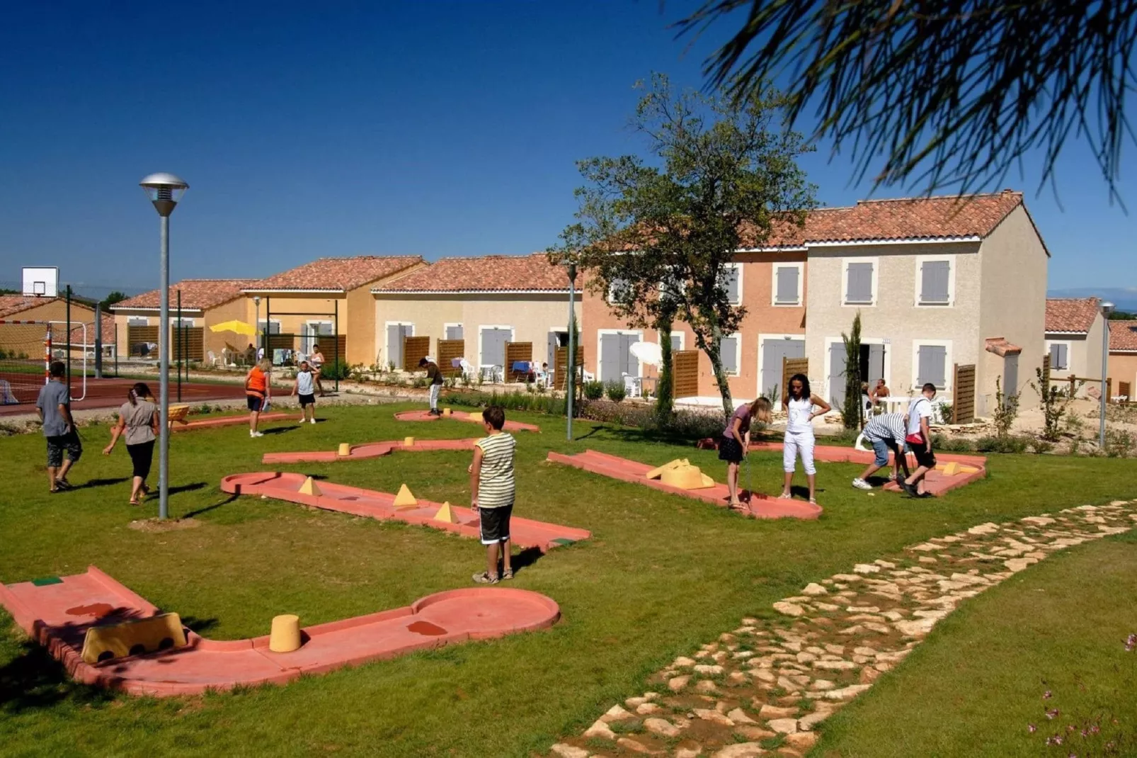Résidence-Club Le Mas des Vignes 3-Park facilities