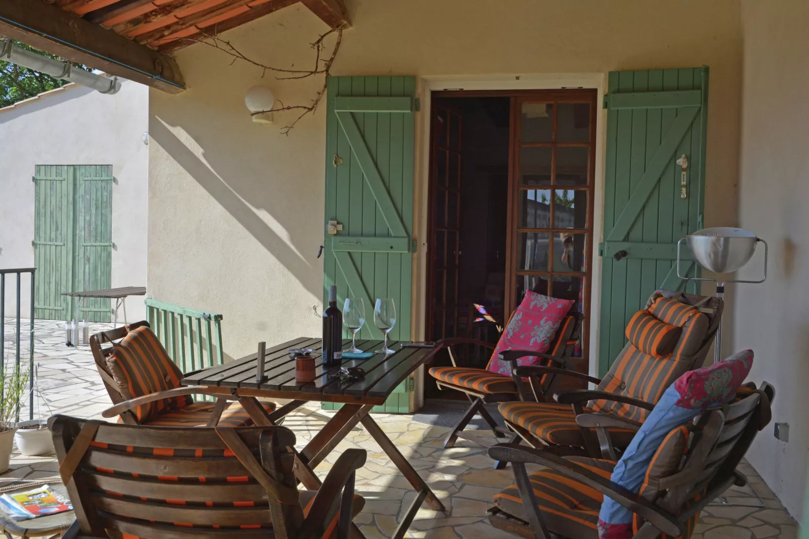 Le Chêne-Terrace balcony